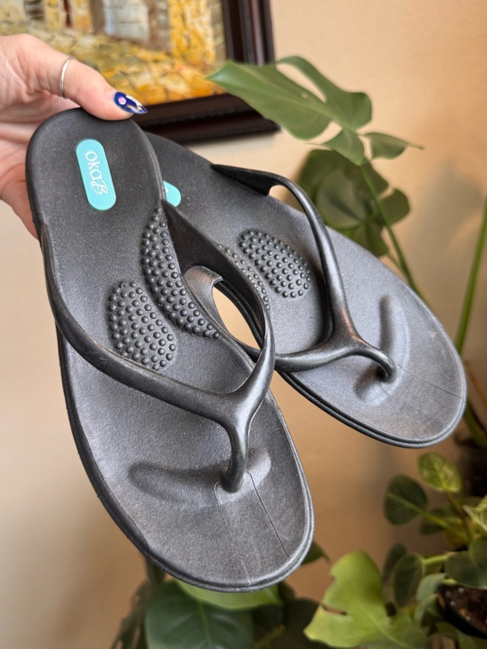 Oka-B Black Rubber Flip Flops Sandals Shoes S 6.5